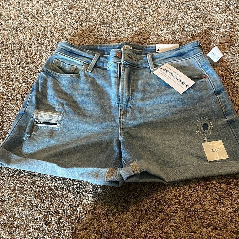 Old Navy jean shorts NWT